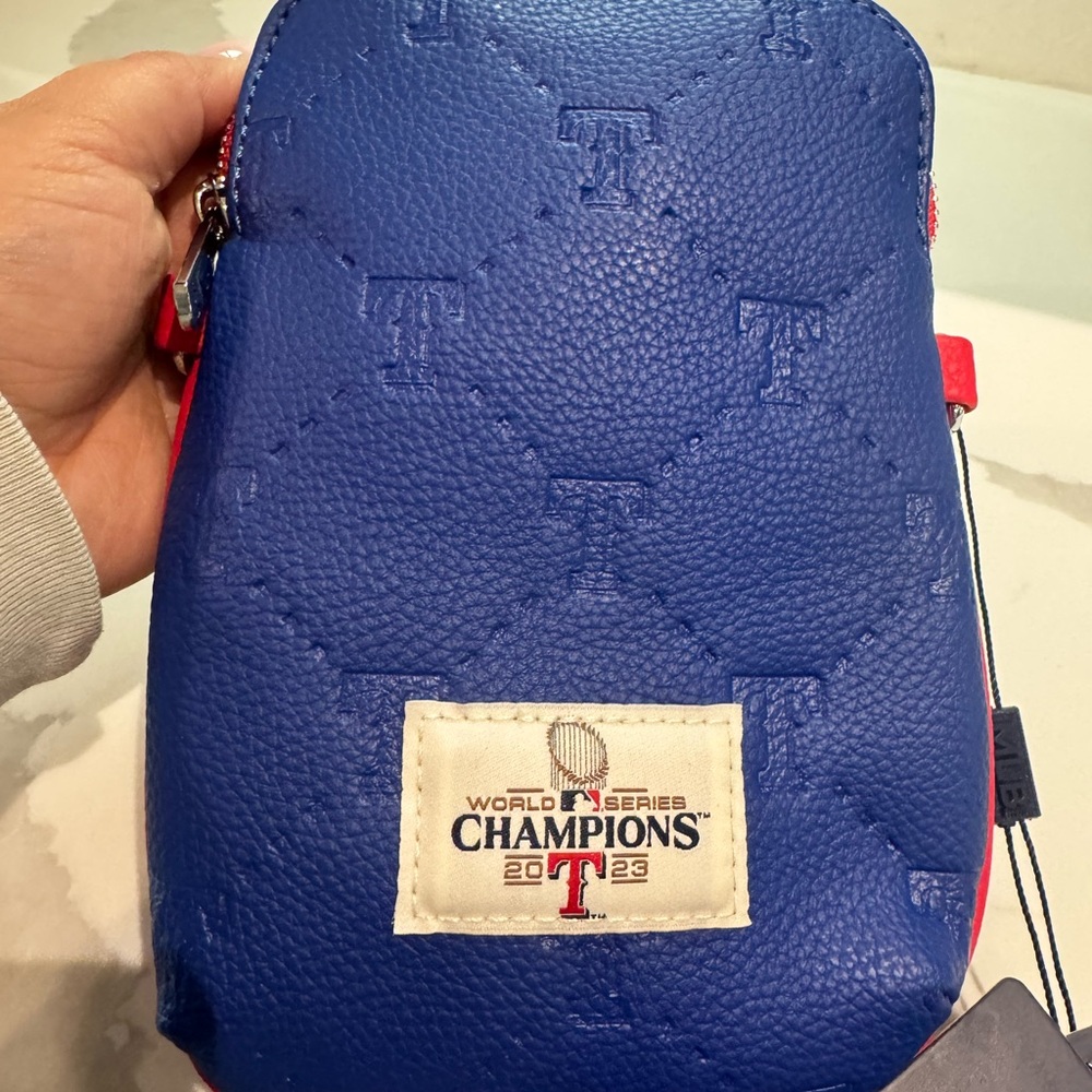 Texas Rangers Blue and Red Crossbody Bag NWT - Picture 7 of 8
